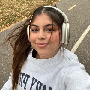 Meet your Posher, Donna